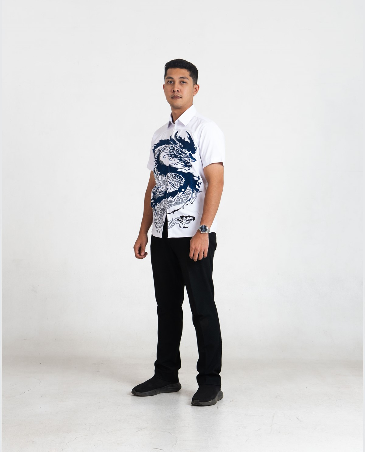 Kemeja Motif Naga