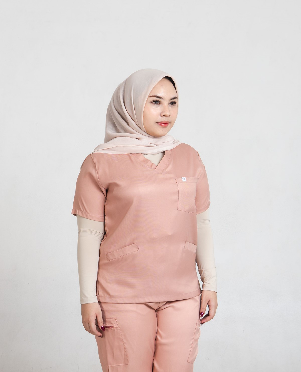 Setelan Wanita