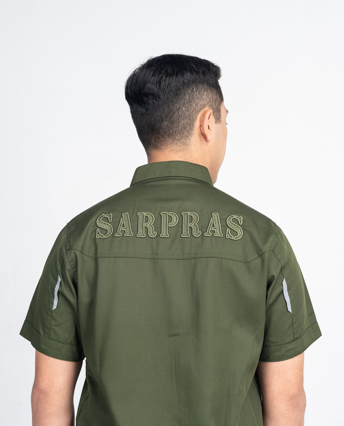 Kemeja Lengan Pendek