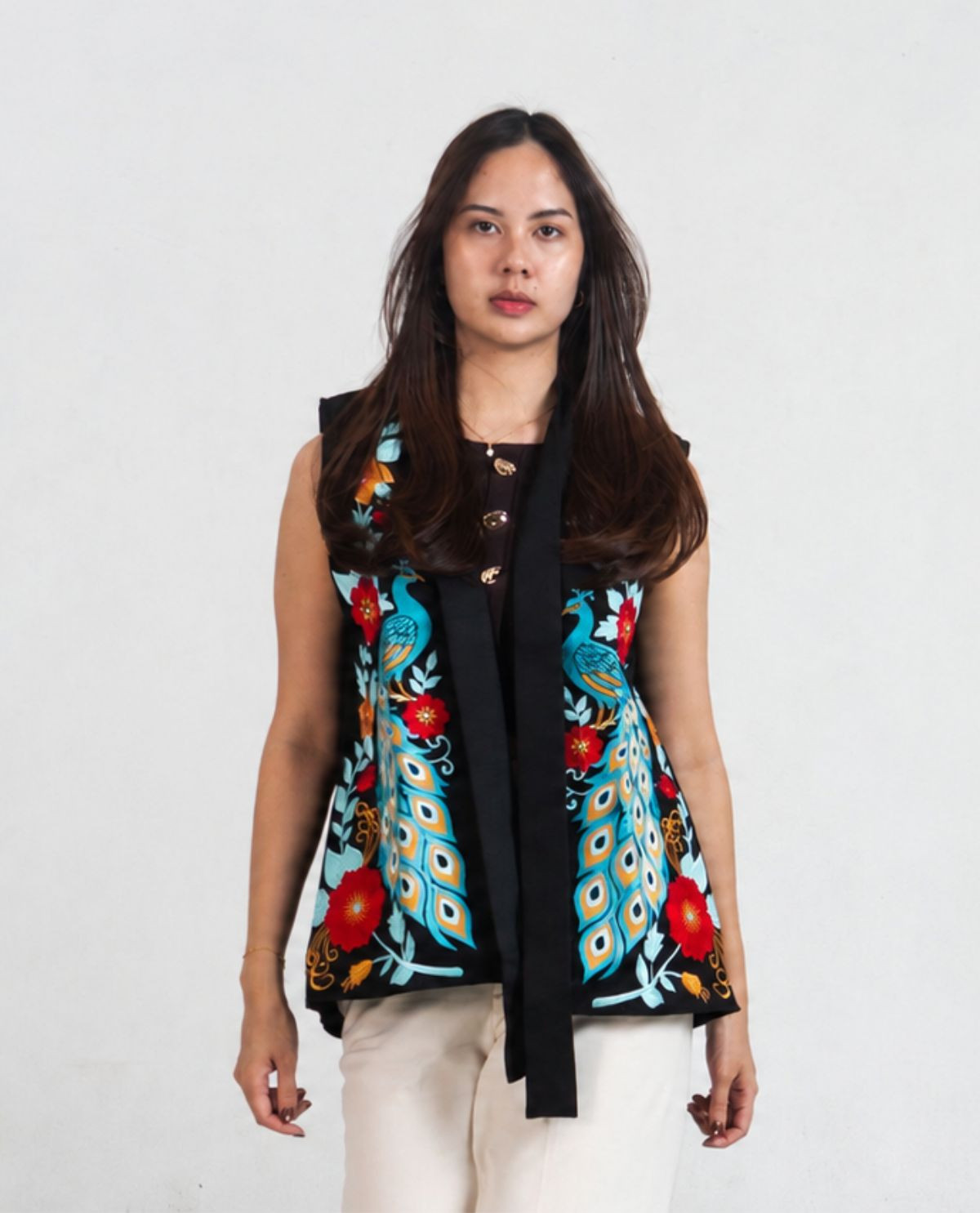 Kebaya Floral Lengan Pendek Hitam